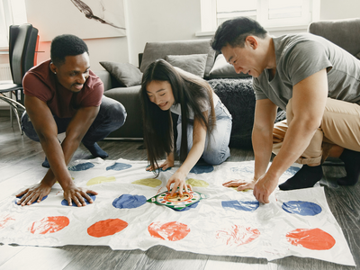 5 Classic Indoor Family Games that Bring Everyone Together