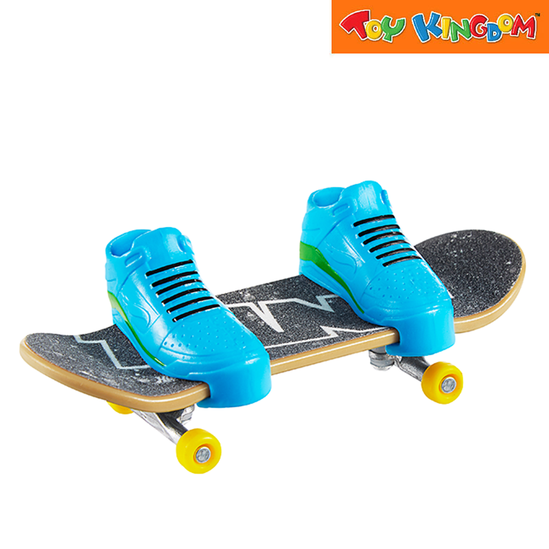 Hot Wheels Teenage Mutant Ninja Turtles Leonardo Skate Fingerboards & Shoe