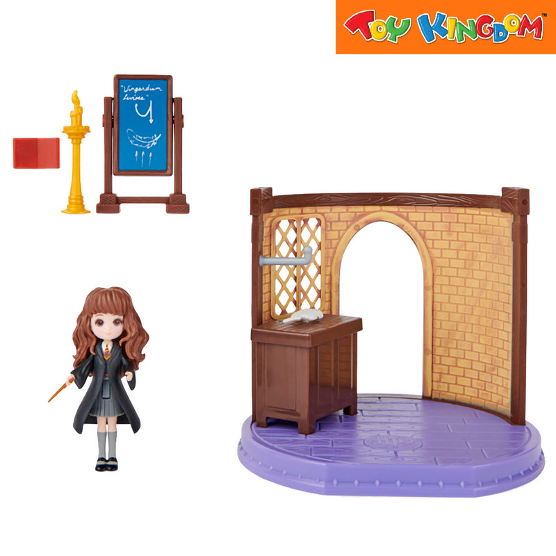 Harry Potter Wizarding World Magical Mini Charms Classroom Playset