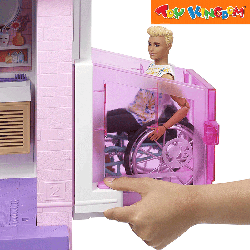 Barbie Estate Dreamhouse Playset