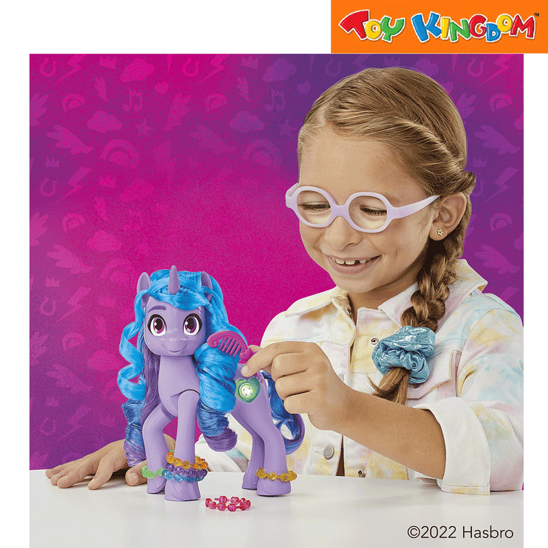My Little Pony See your Sparkle Izzy Moonbow Light and Sounds Unicorn
